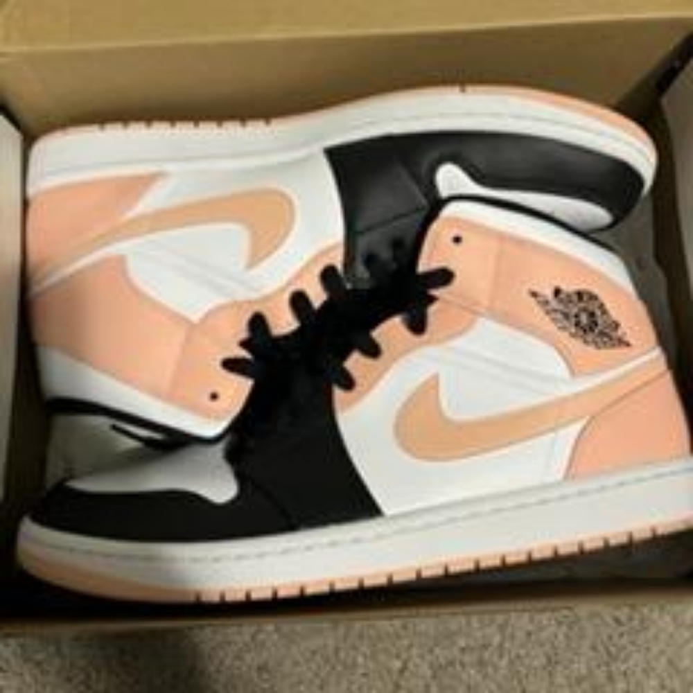 Jordan Retro 1s